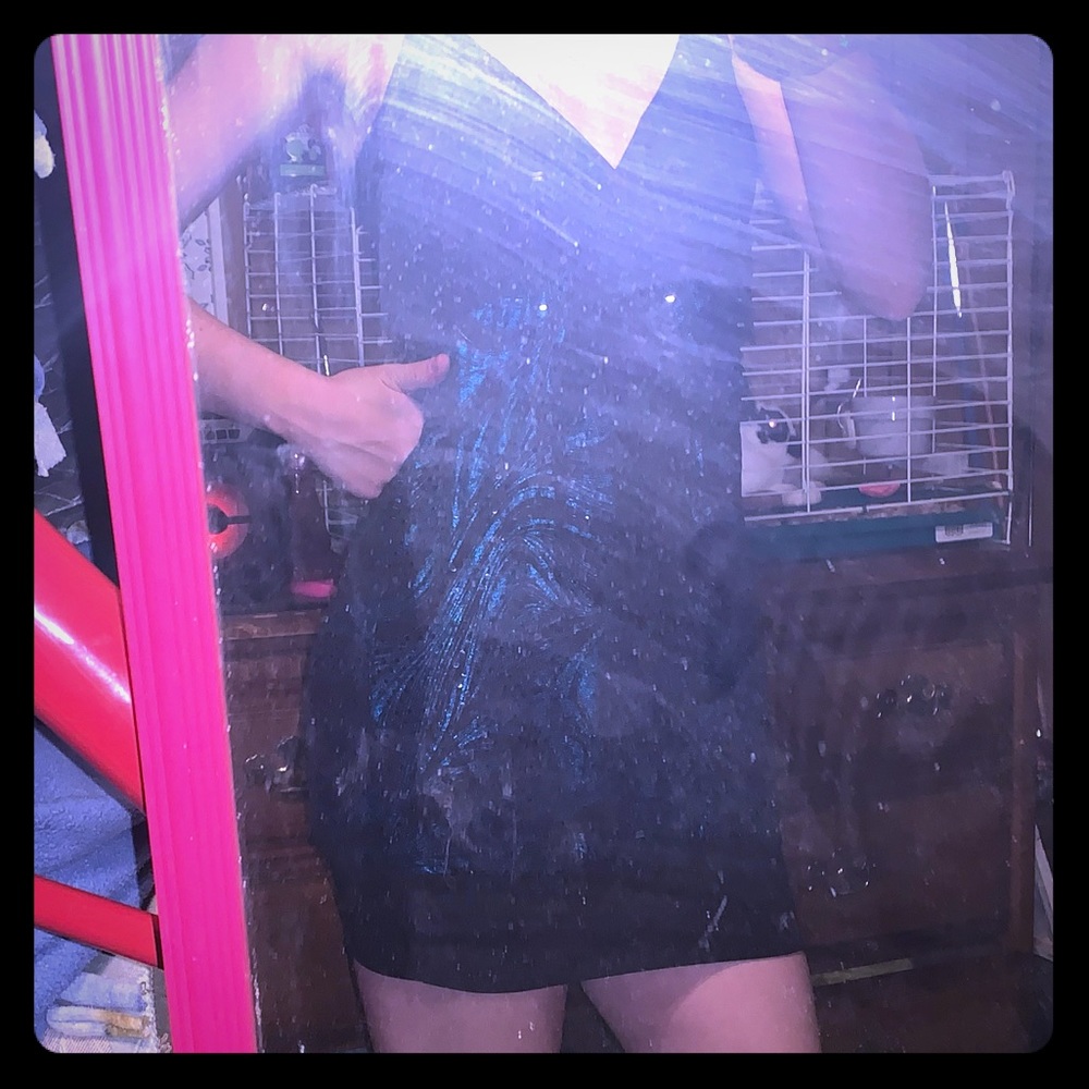 Super super cute teal and black dress